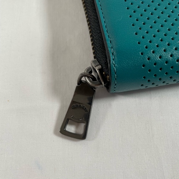 NEW COACH Graphite Men Accordion Zip Perforated Leather Green F58104 Wallet - Picture 2 of 5